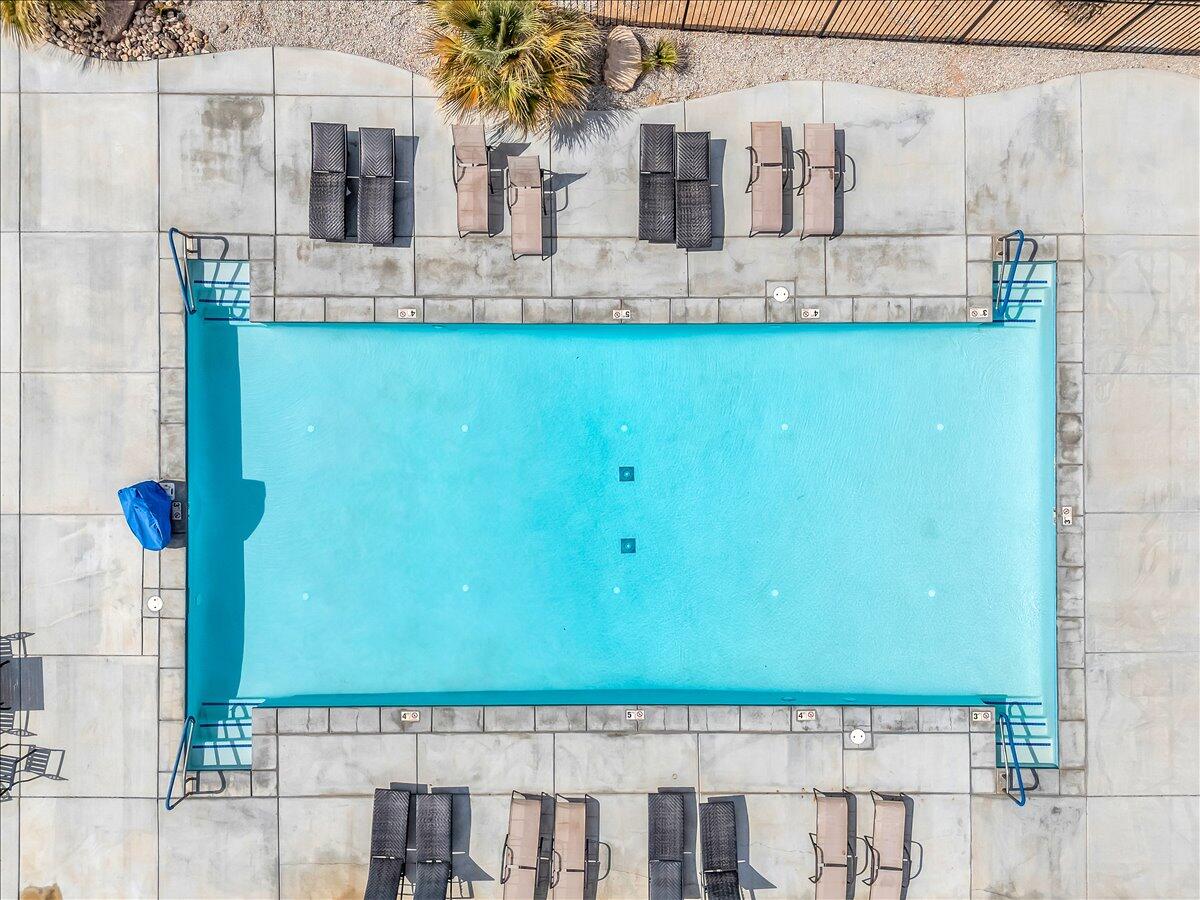 DESERT VISTA - Residential