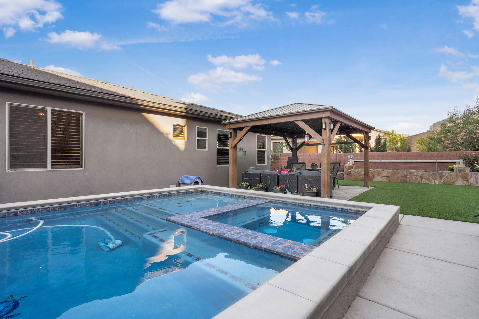 ZION VISTA - Residential