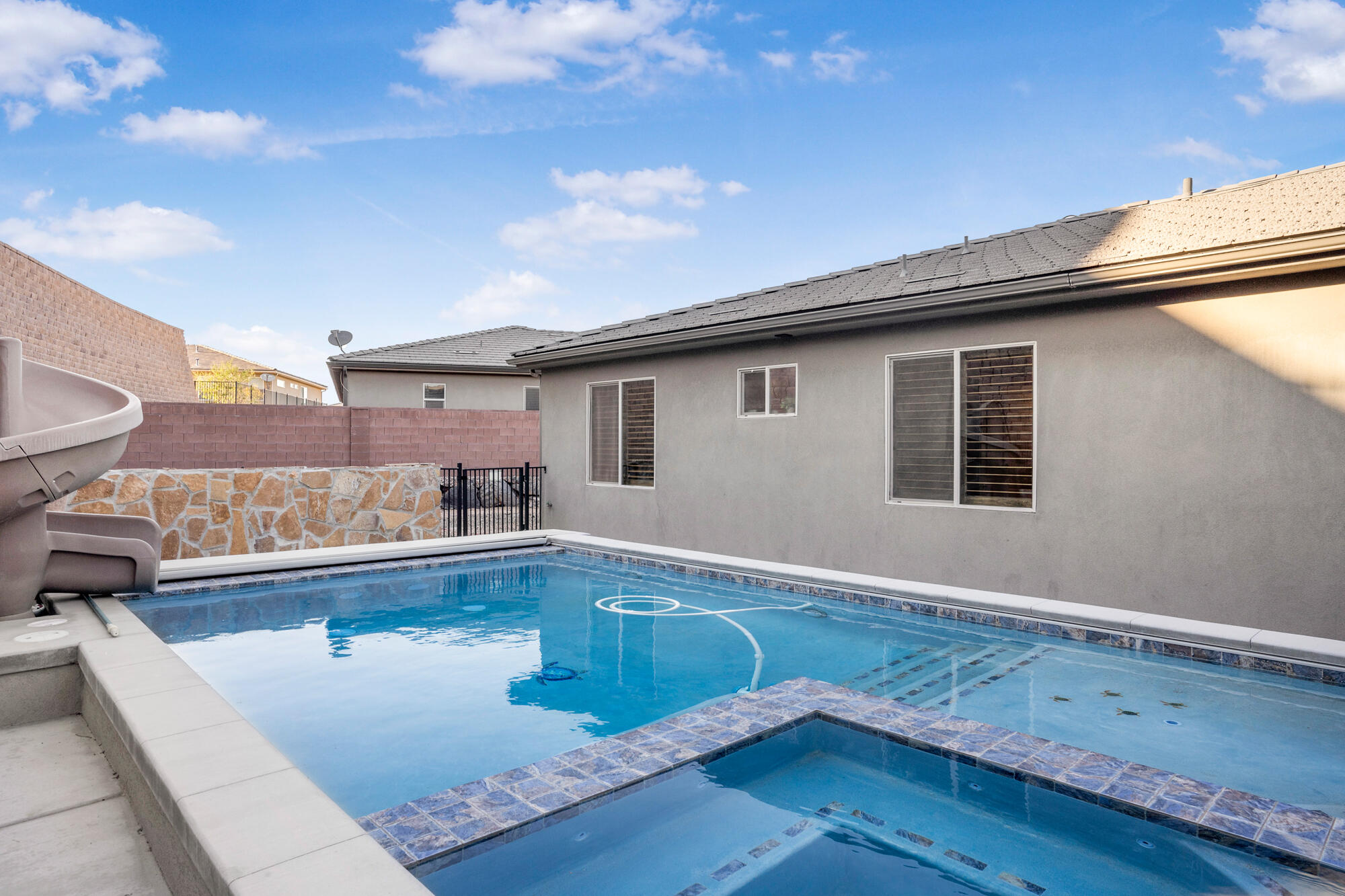 ZION VISTA - Residential