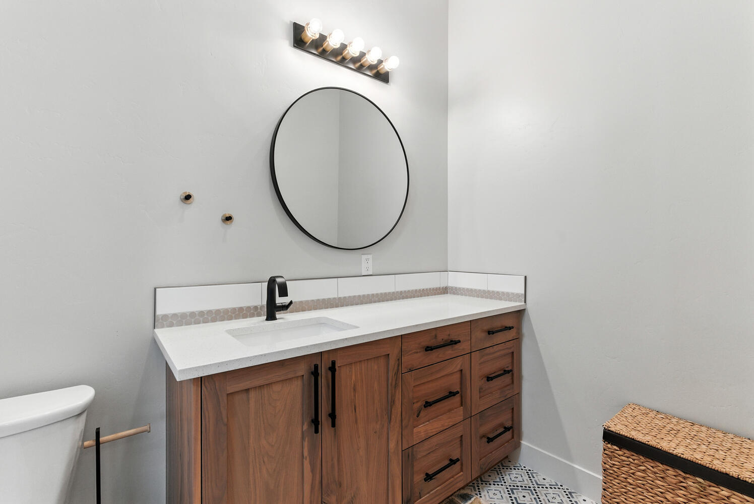 GRAND HEIGHTS - Residential