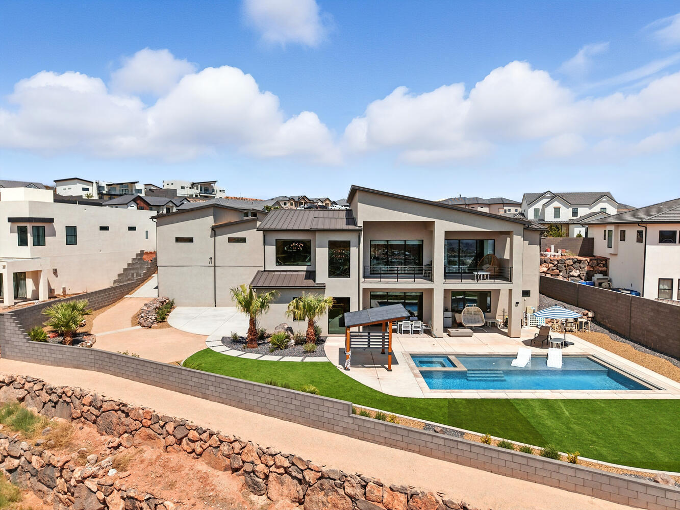 GRAND HEIGHTS - Residential