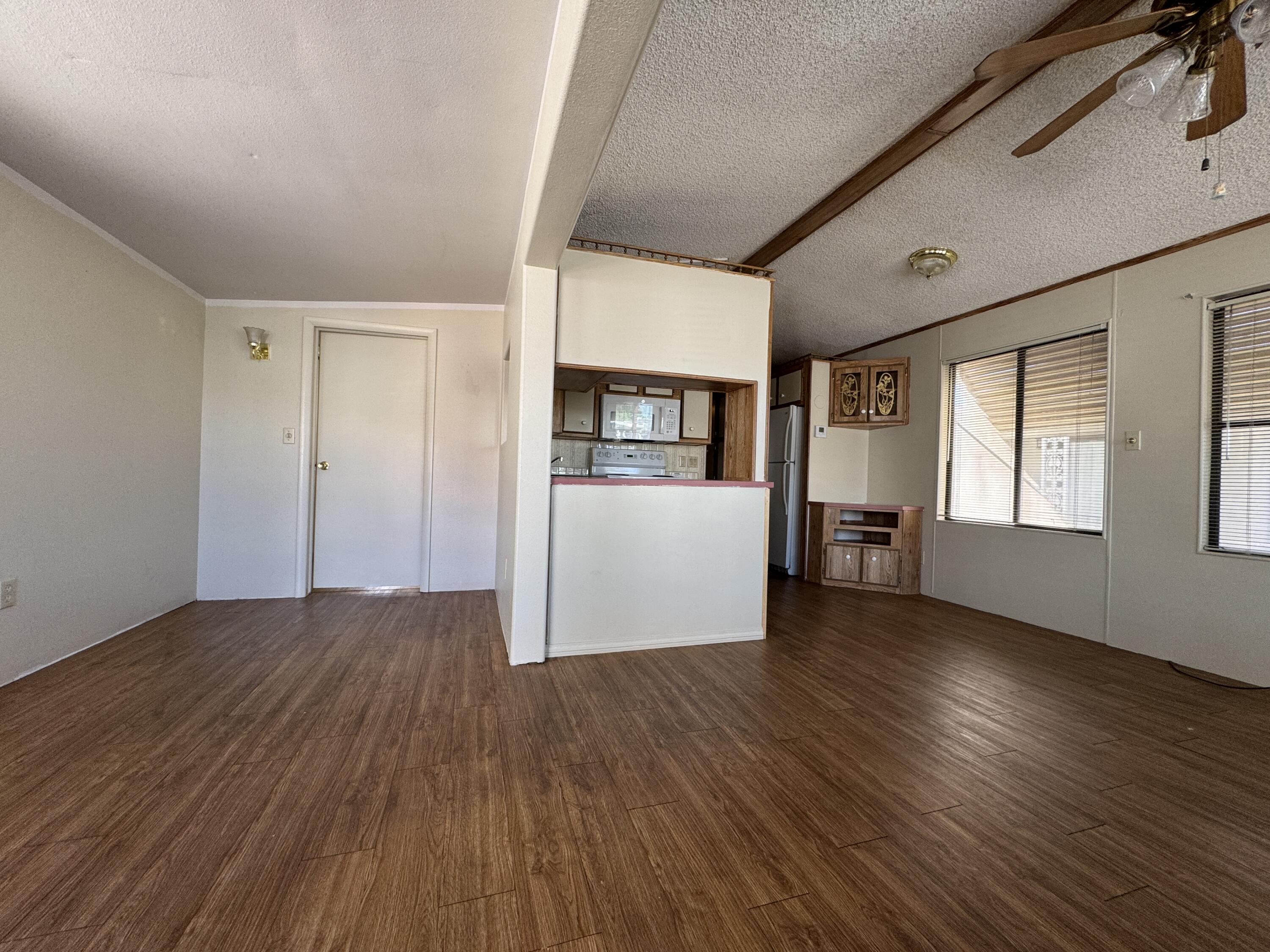 CANYON BREEZE RV RESORT - Residential