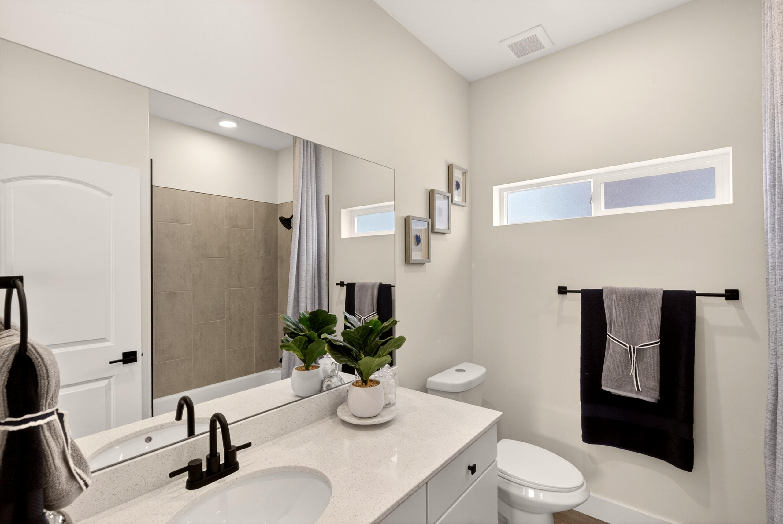 DESERT COLOR SAGE HAVEN - Residential