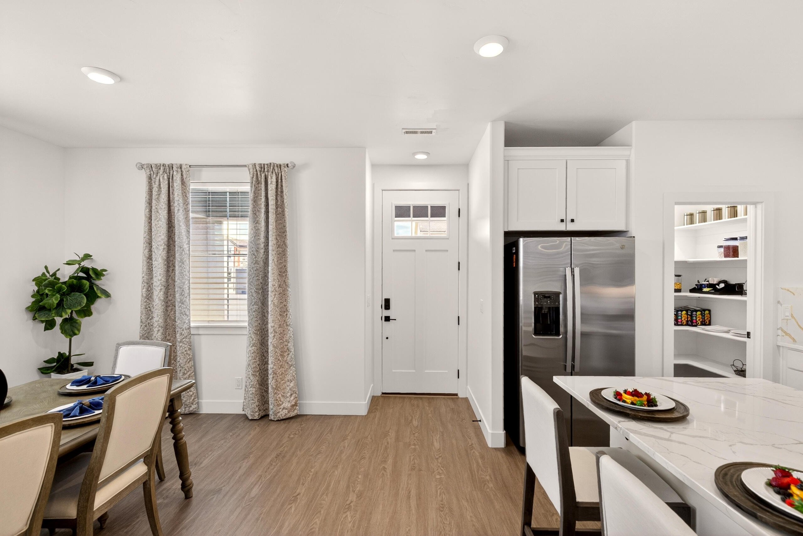 DESERT COLOR SAGE HAVEN - Residential