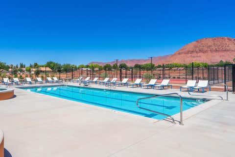 Tiny photo for 3952 Bobcat DR, Santa Clara, UT 84765 (MLS # 26-274907)
