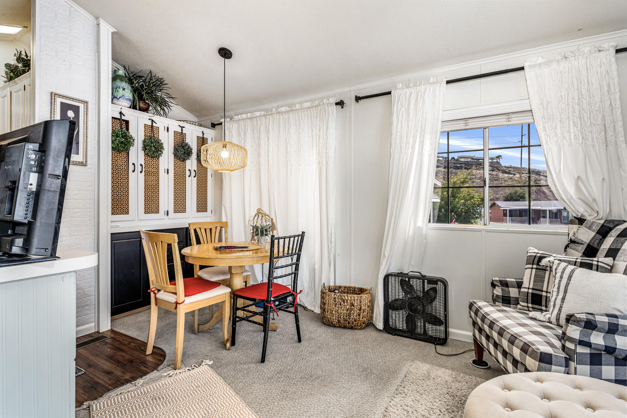 CHEROKEE SPRINGS RV PARK - Residential