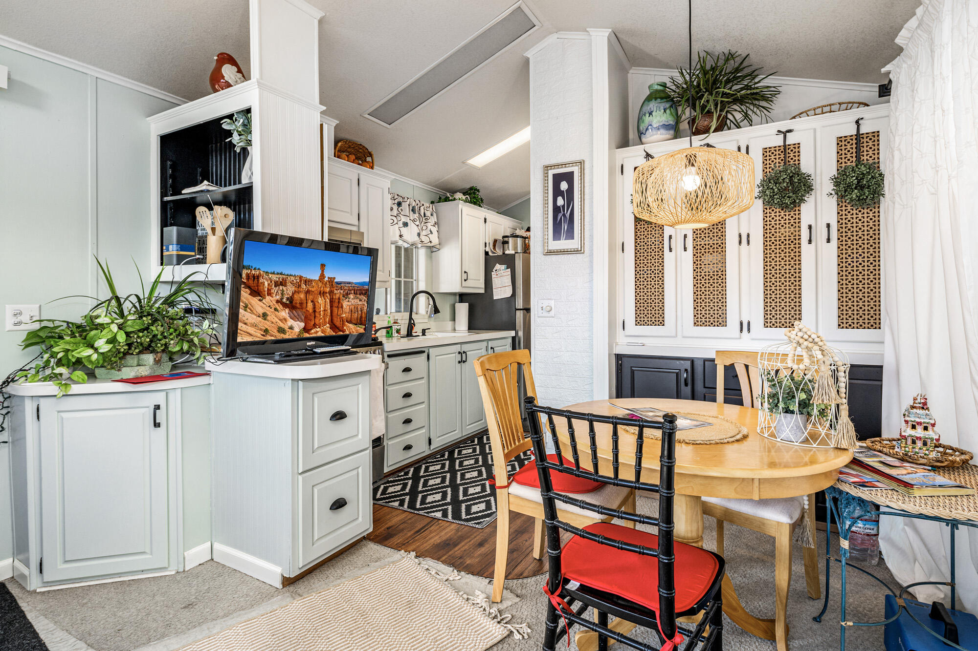 CHEROKEE SPRINGS RV PARK - Residential