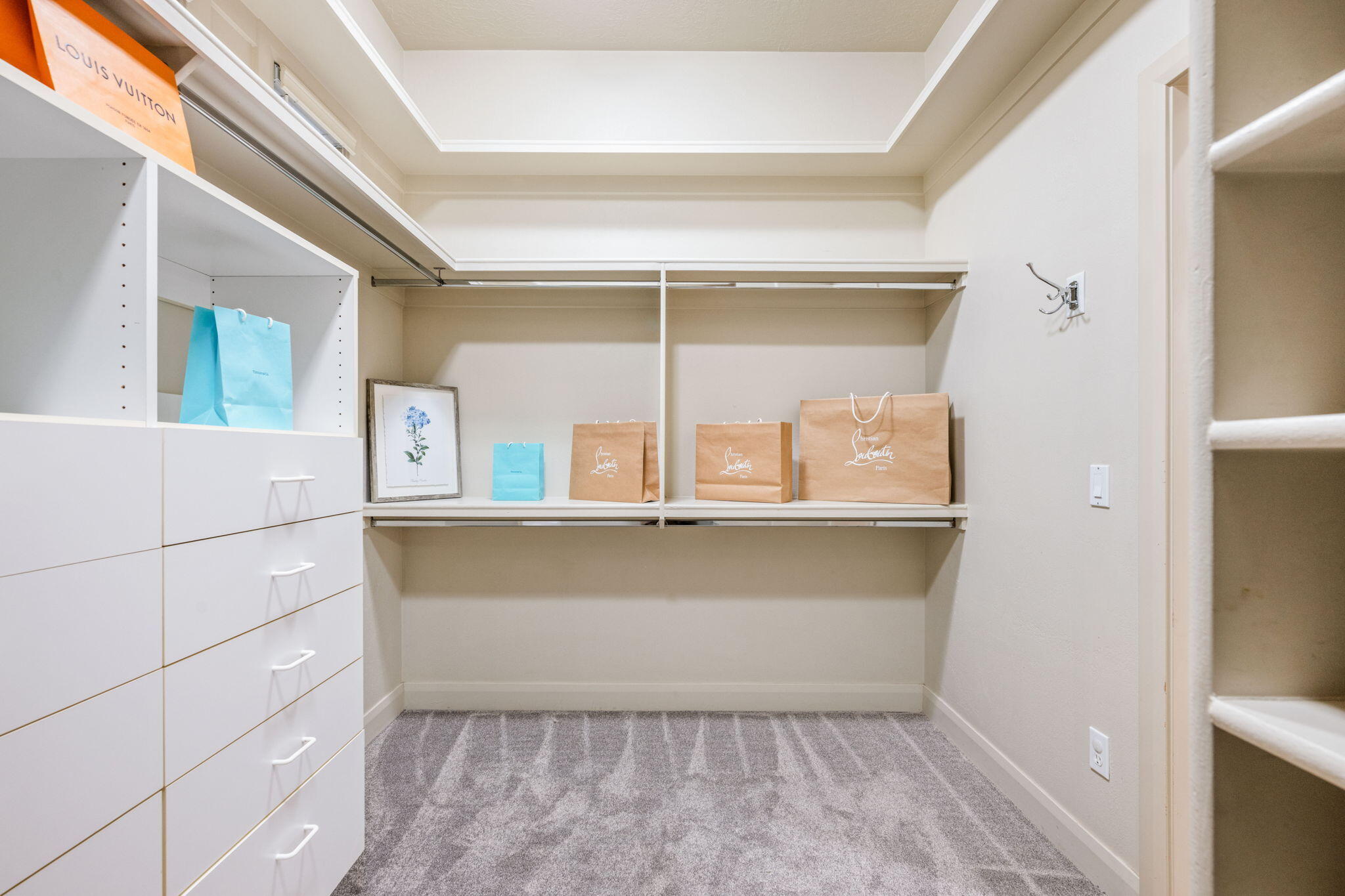 POINTE WEST ESTATES - Residential