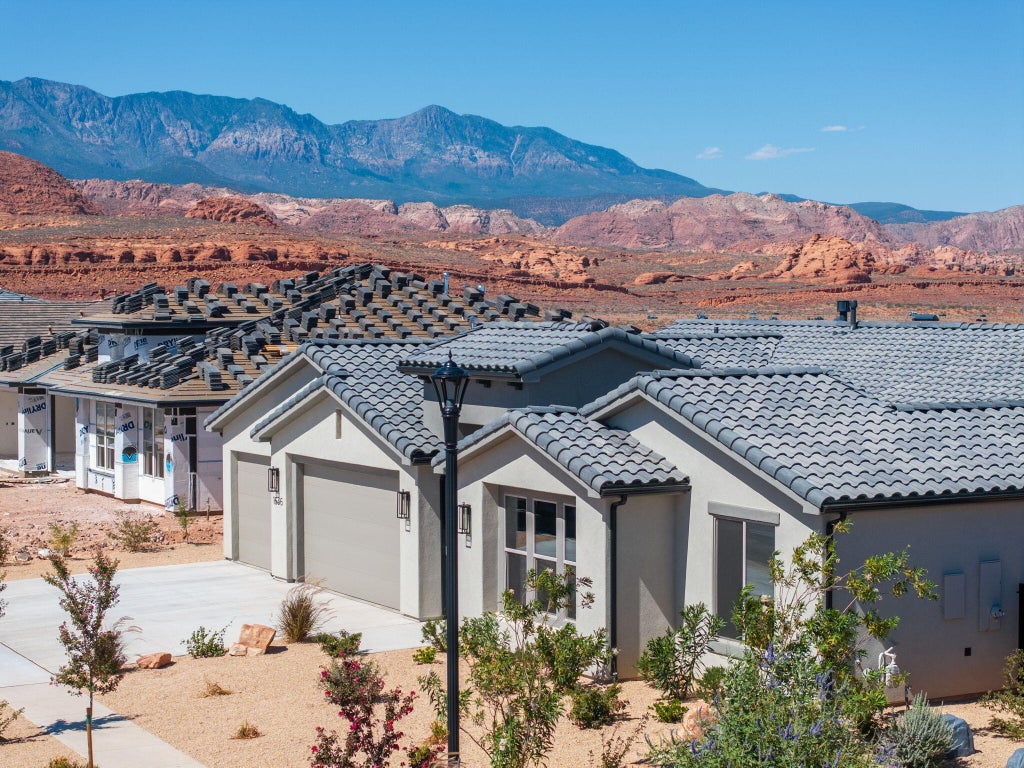 Photo of 1636 N Horizon Parkway, Washington, UT 84780 (MLS # 26-275131)