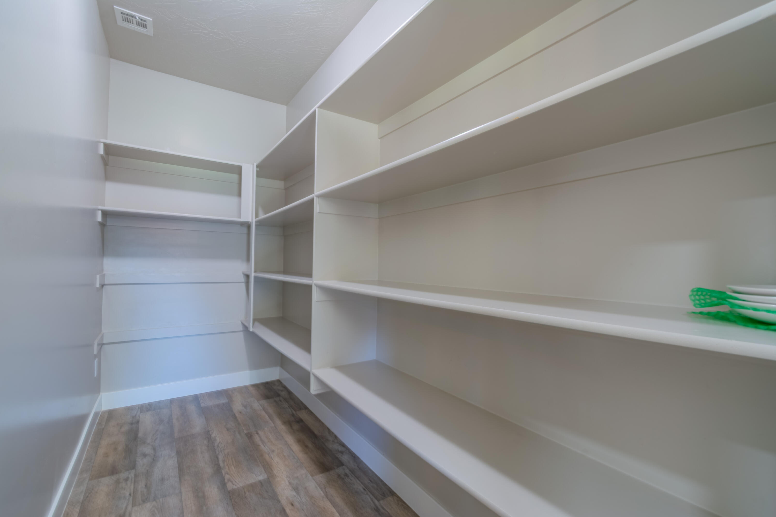 DESERT CREST - Residential