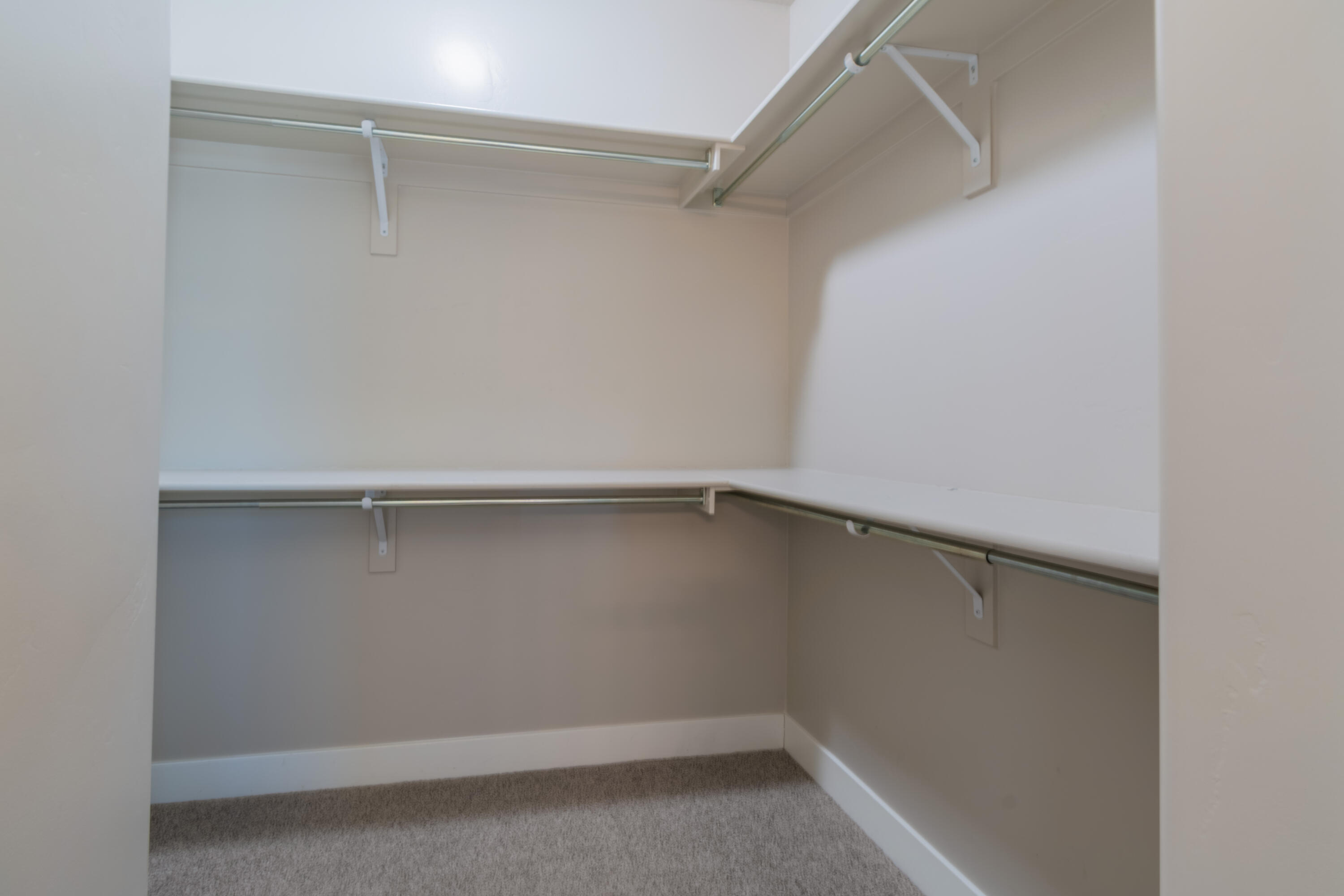 DESERT CREST - Residential