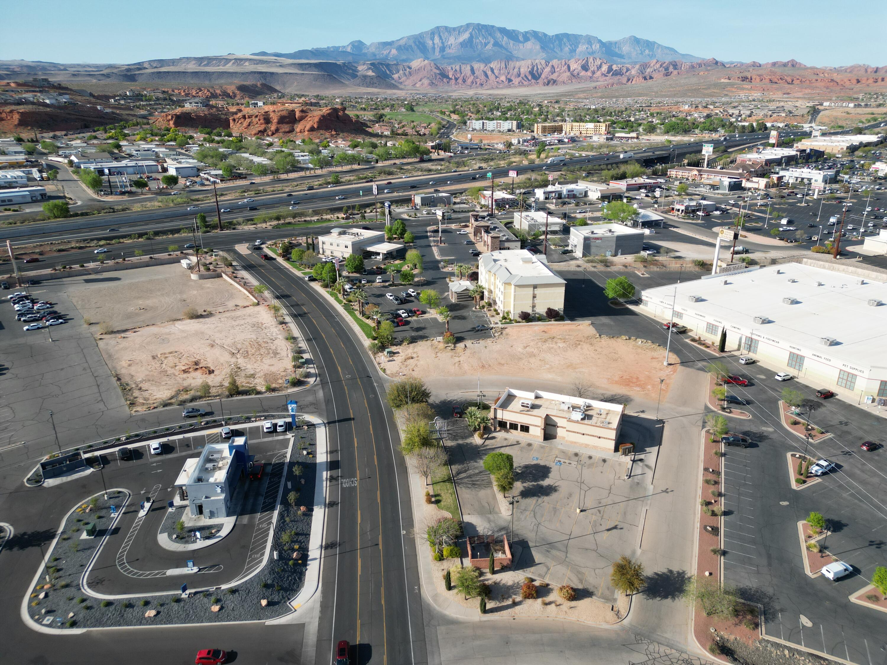 EAST ST GEORGE COMMERCIAL CENTER - Land
