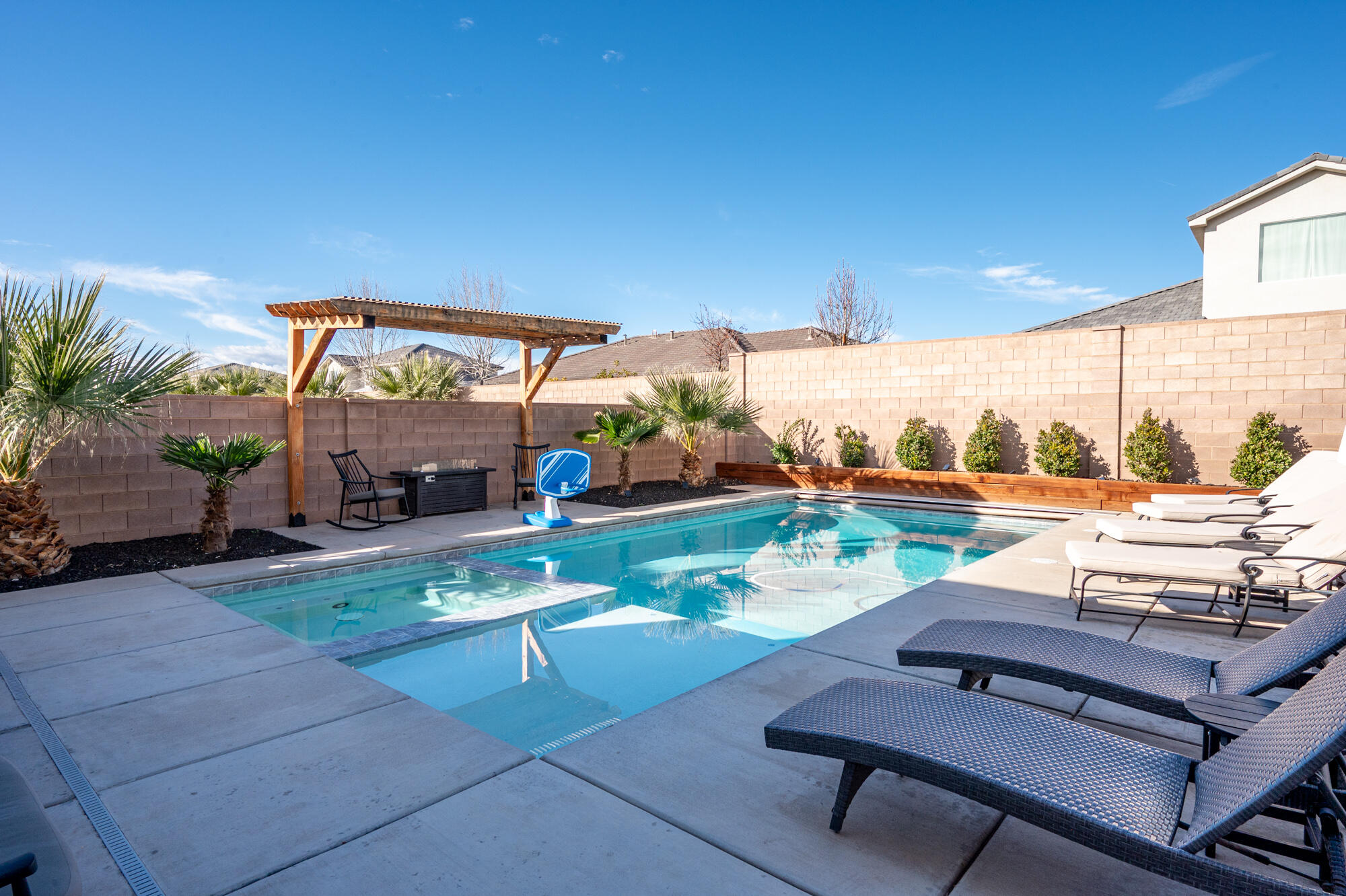 ARBORS - Residential