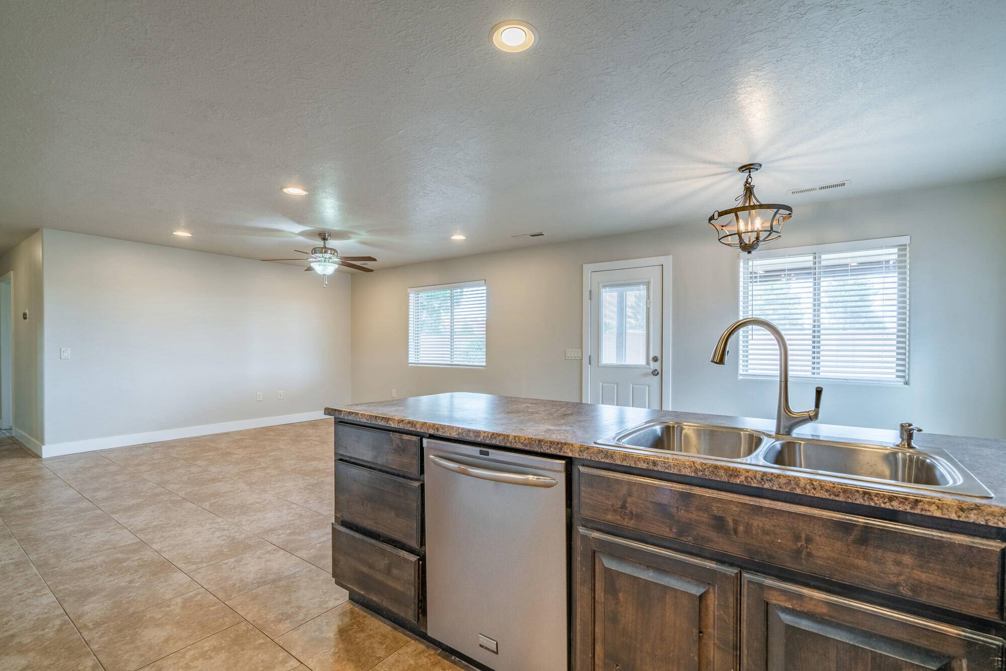 IVINS VISTA - Residential