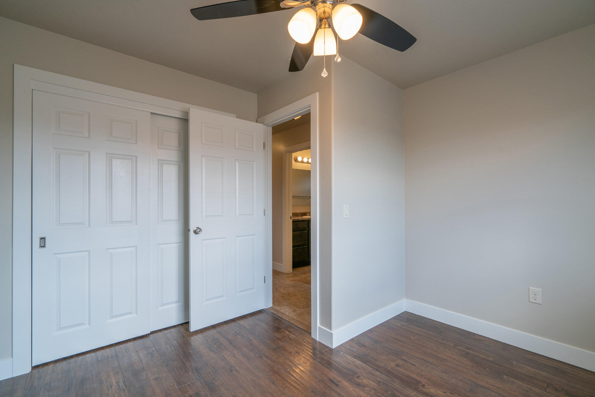 IVINS VISTA - Residential