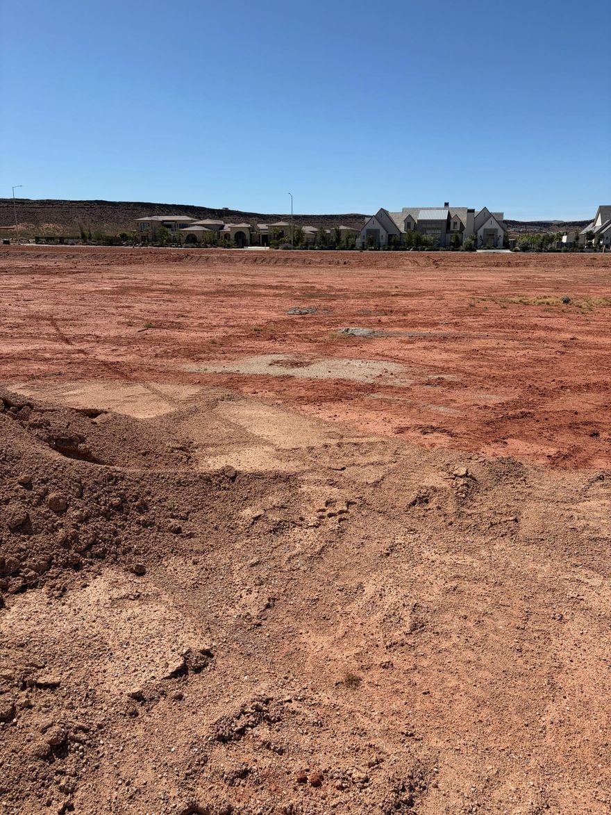 Fantastic large lot with spectacular views.The lot behind is also available to make a sizable lot for whatever you want.