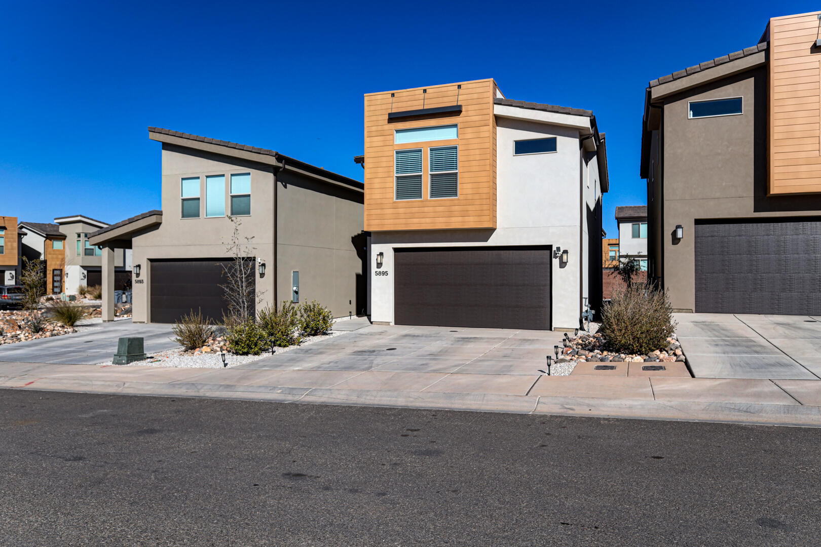 DESERT PROVIDENCE - Residential