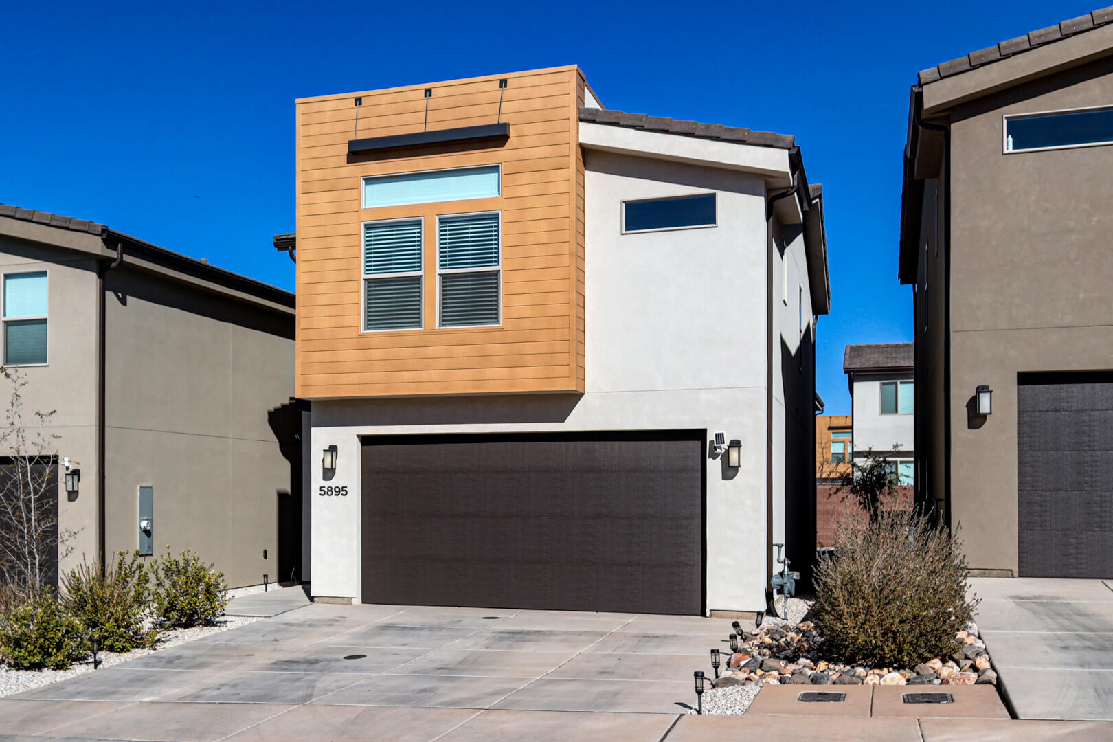 DESERT PROVIDENCE - Residential