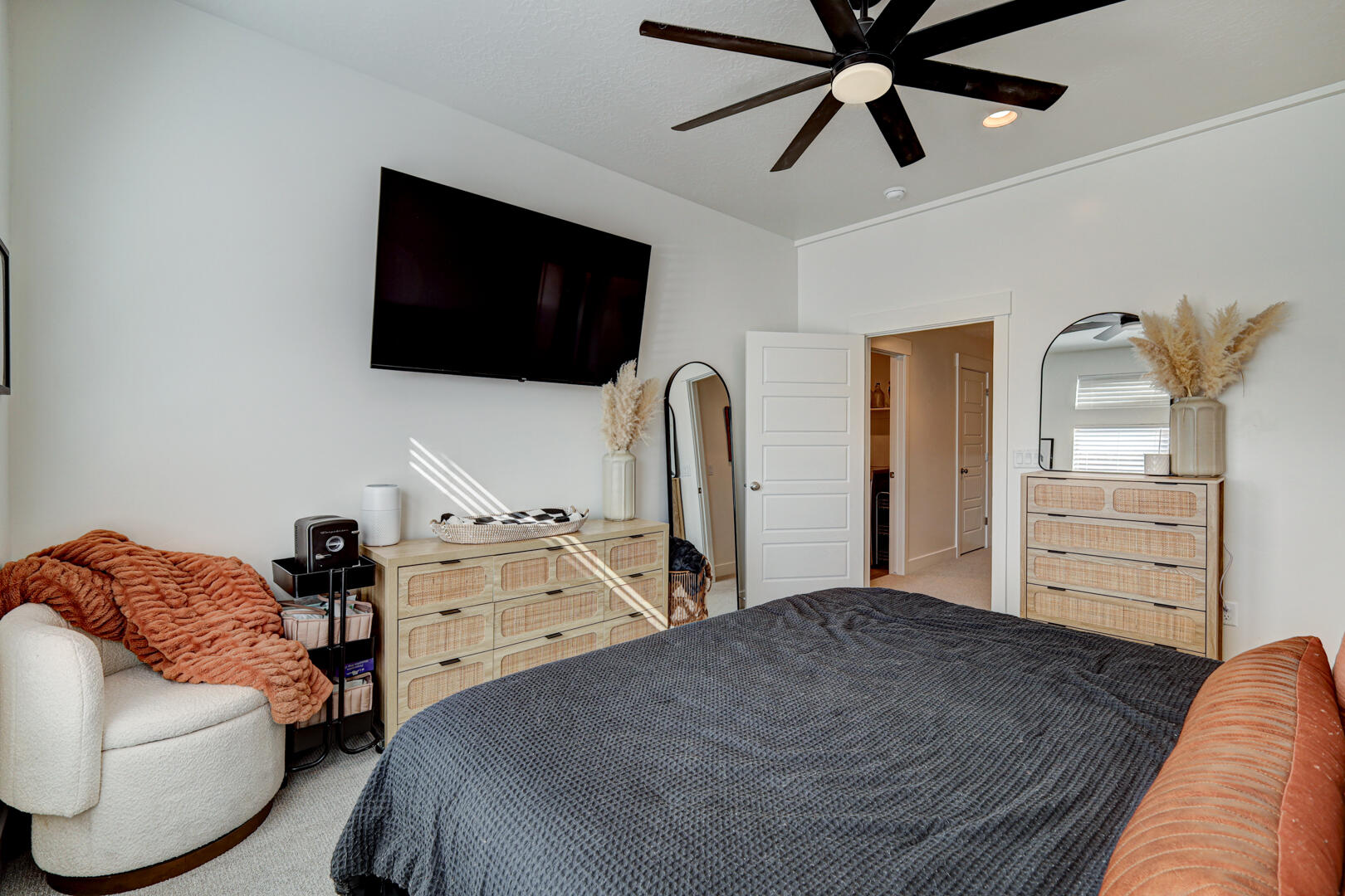 DESERT PROVIDENCE - Residential