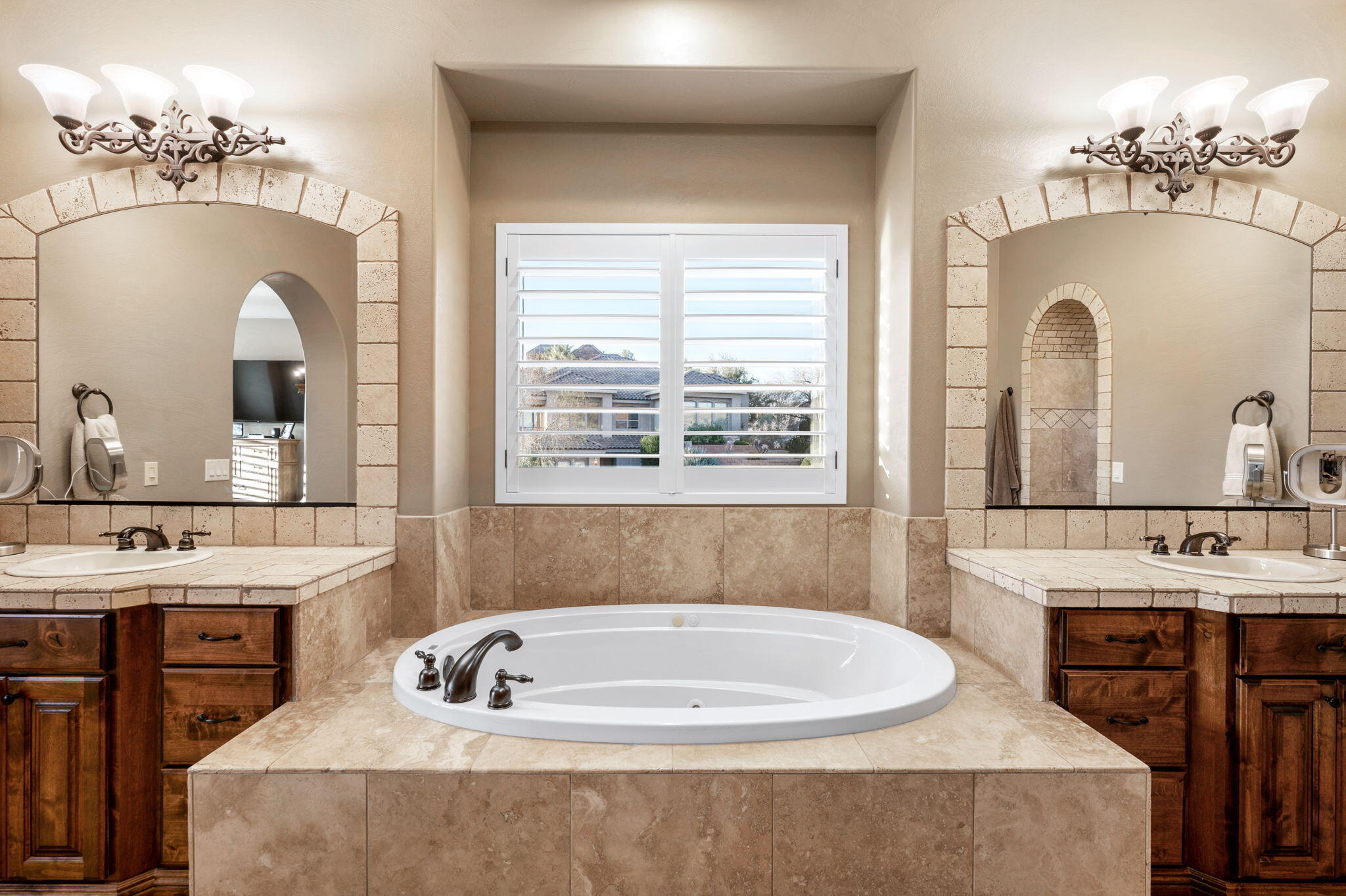 CASTLE ROCK - Residential