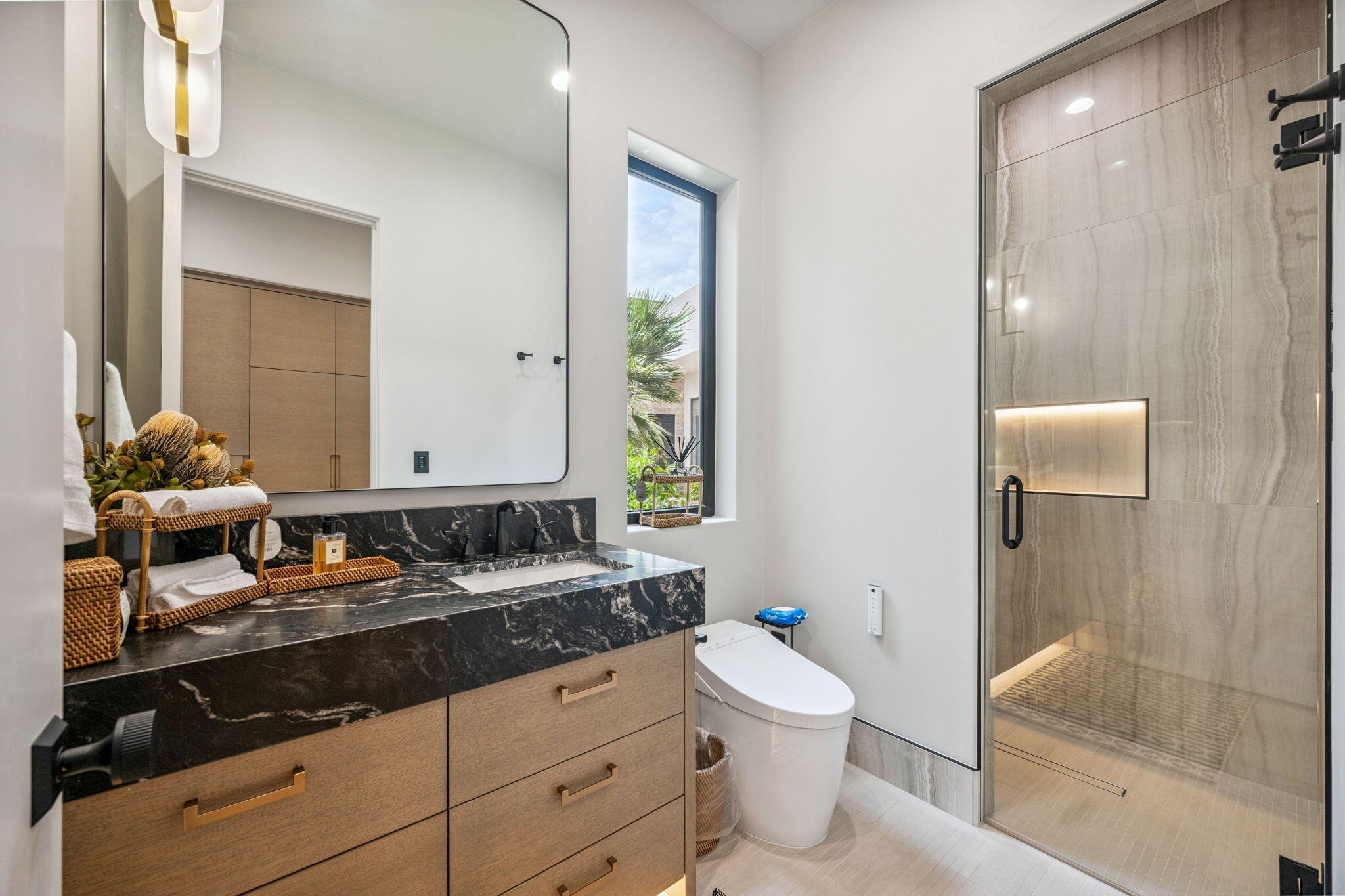 STONE CLIFF - Residential