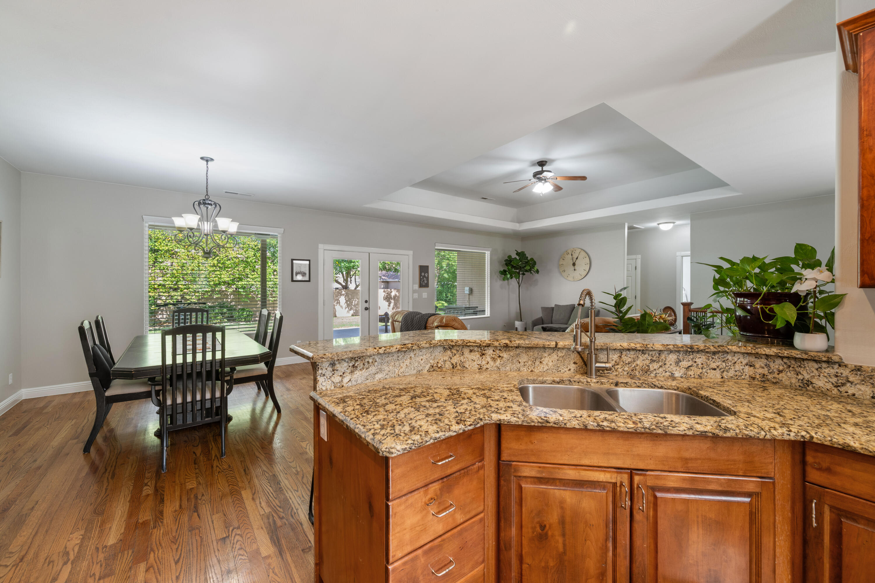 ROBERTS RANCH ESTATES - Residential