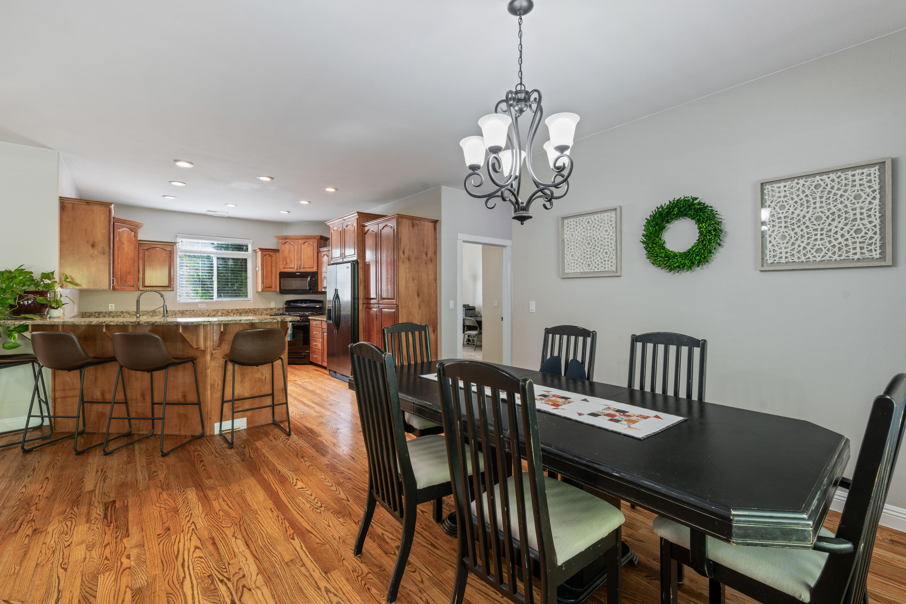 ROBERTS RANCH ESTATES - Residential