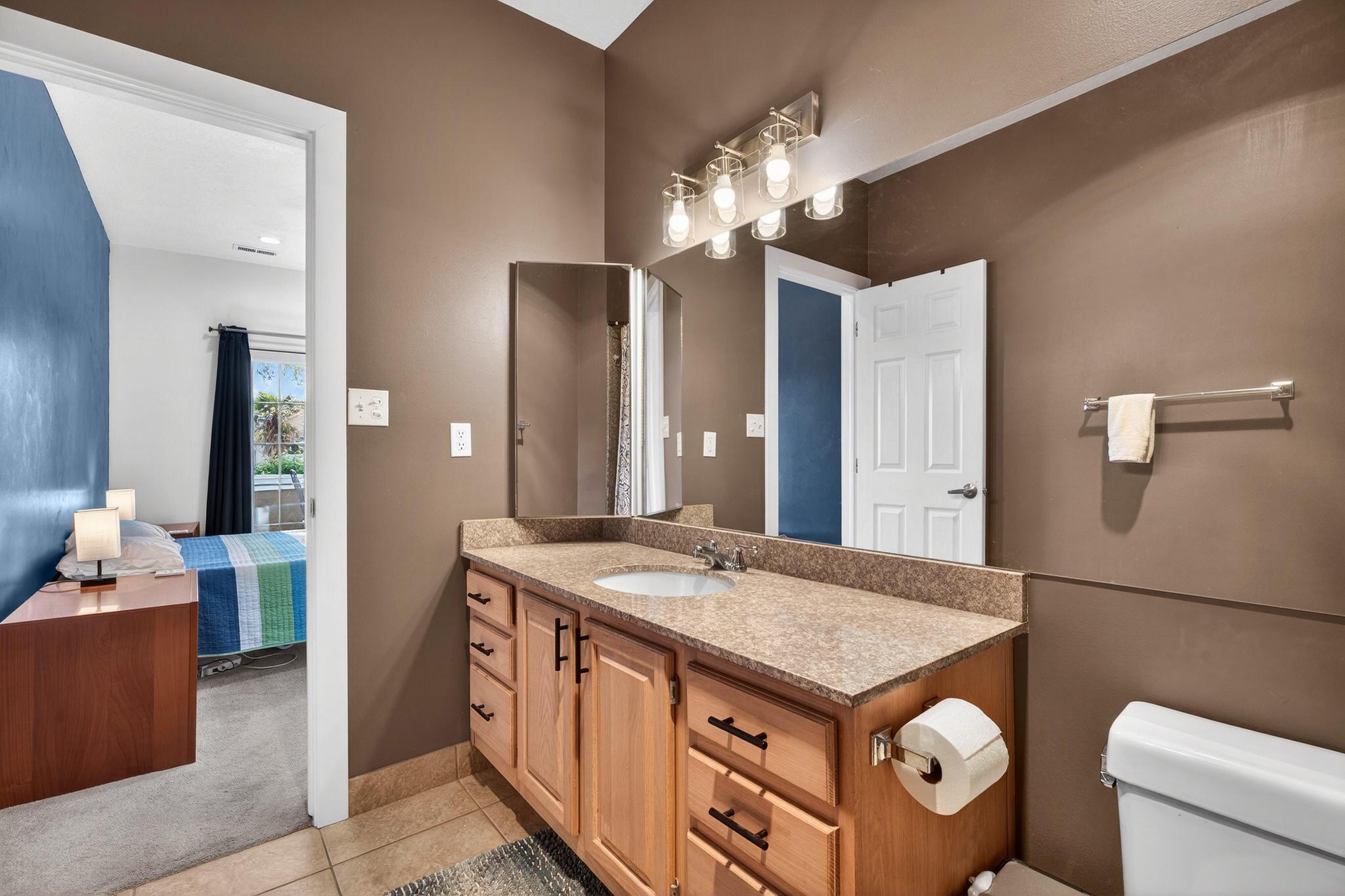 COTTON MANOR CONDOS - Residential