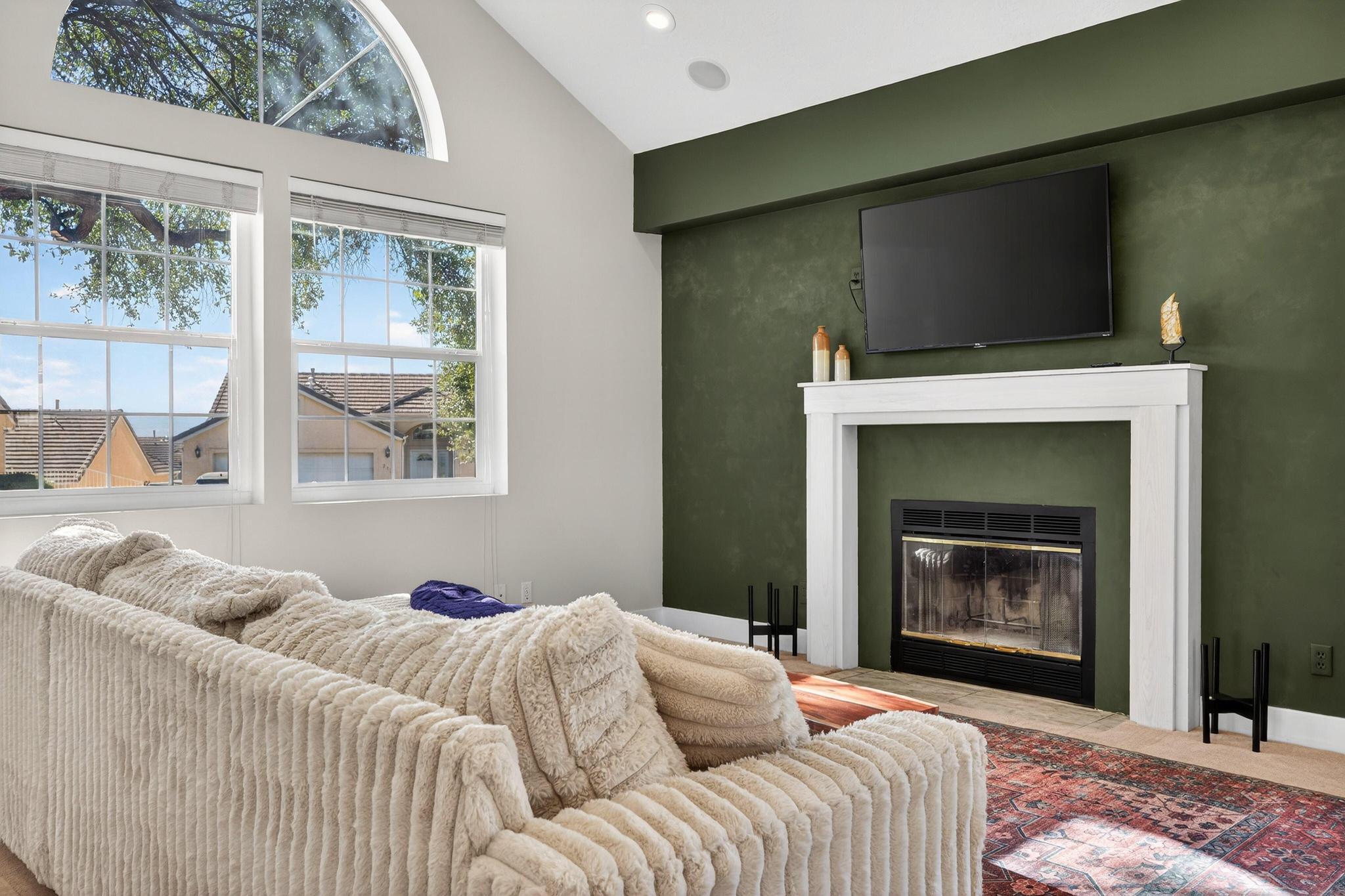 COTTON MANOR CONDOS - Residential