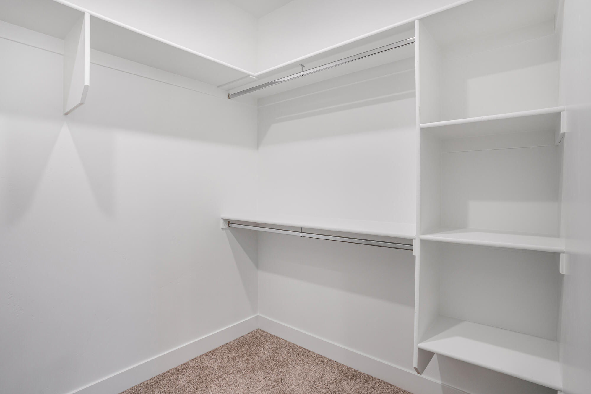 HURRICANE VILLAGE - Residential