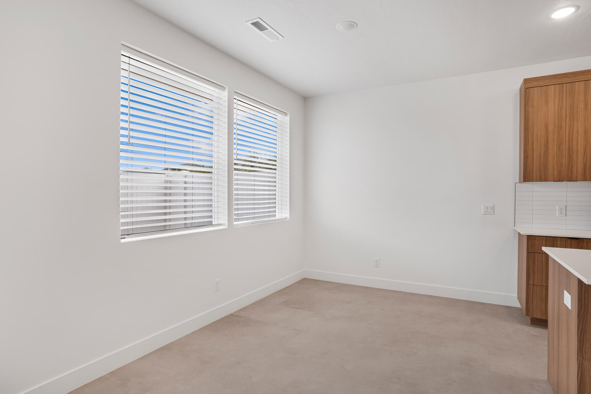 HURRICANE VILLAGE - Residential