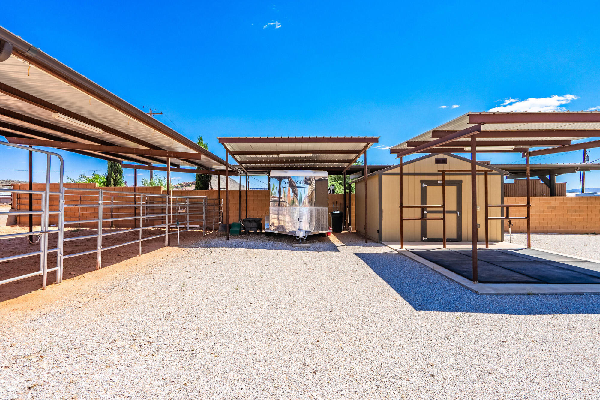 ST GEORGE TOWNSITE - Residential