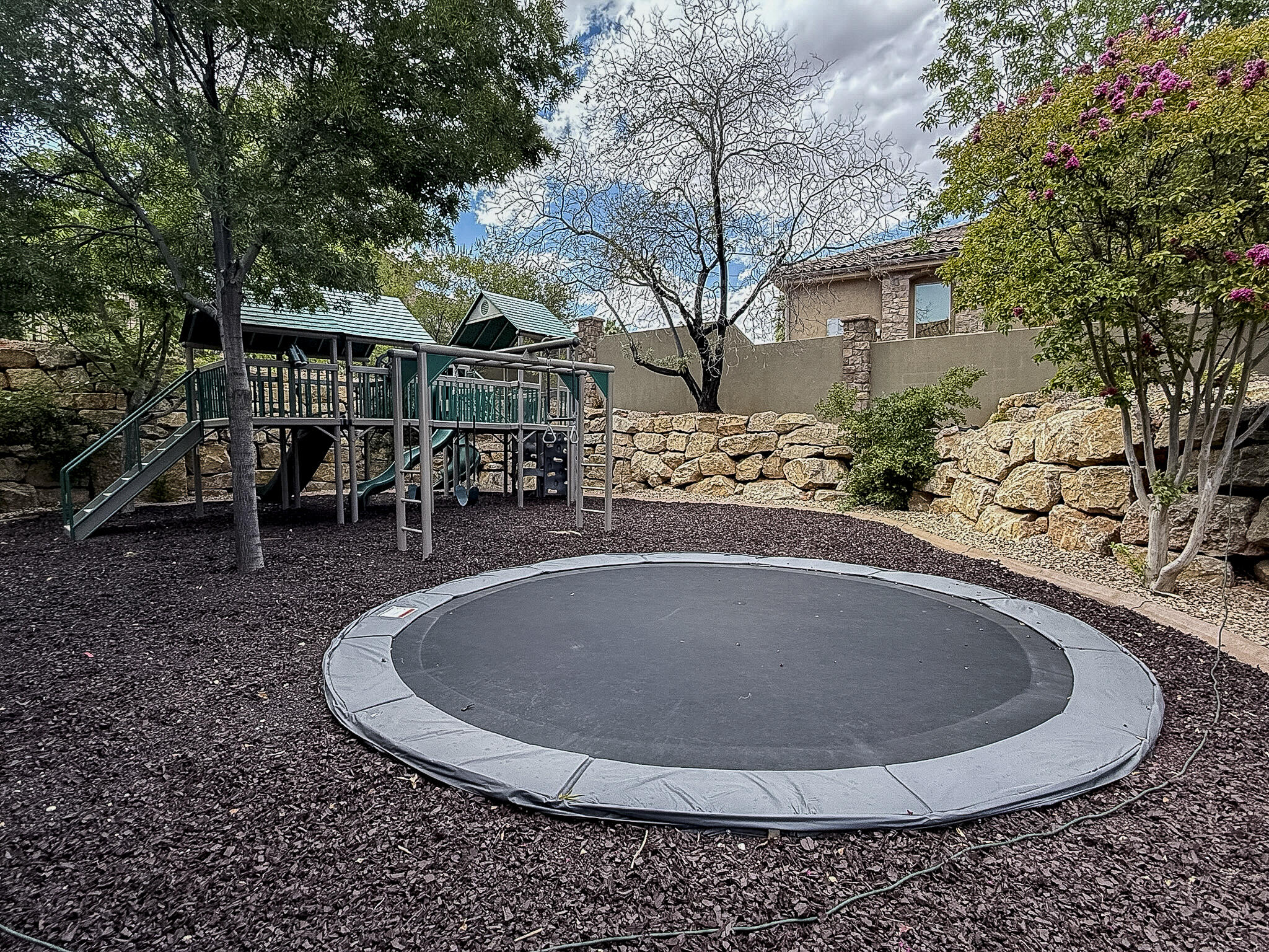 NORTHBRIDGE ESTATES - Residential