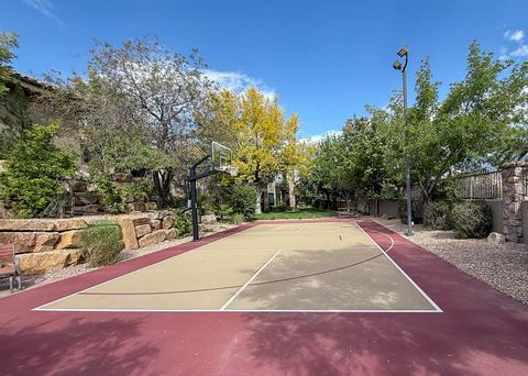 Tiny photo for 1528 N Potomac Ave, Washington, UT 84780 (MLS # 25-266099)