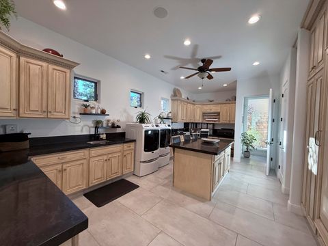 Tiny photo for 1528 N Potomac Ave, Washington, UT 84780 (MLS # 25-266099)