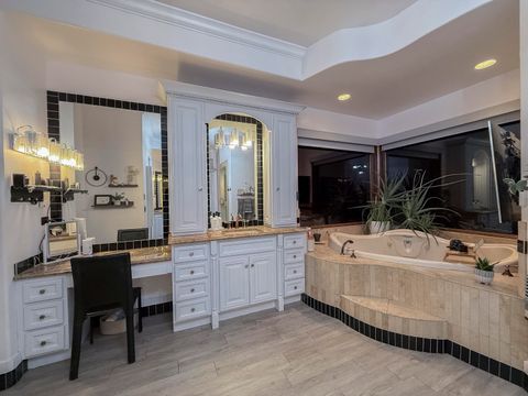 Tiny photo for 1528 N Potomac Ave, Washington, UT 84780 (MLS # 25-266099)