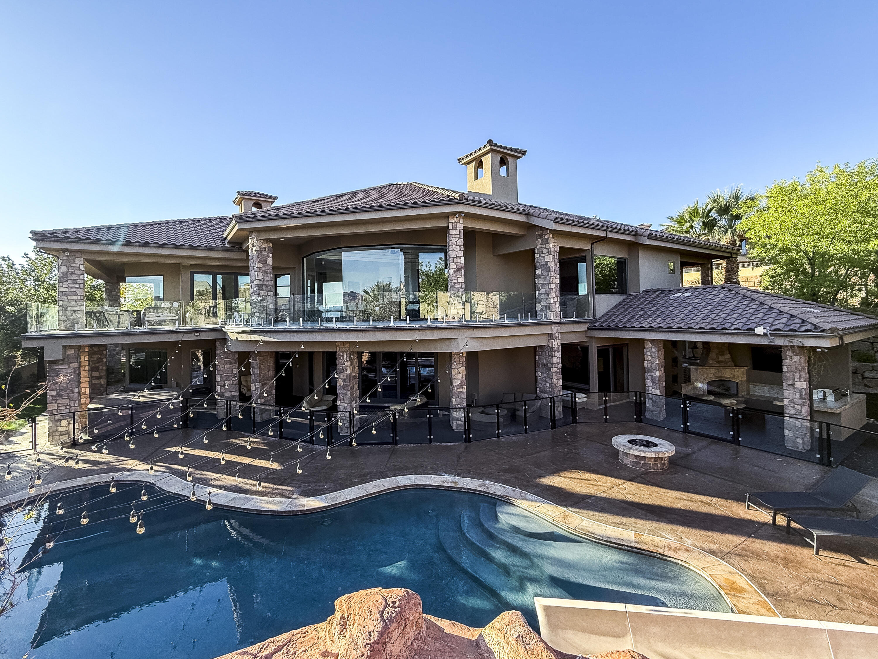 NORTHBRIDGE ESTATES - Residential