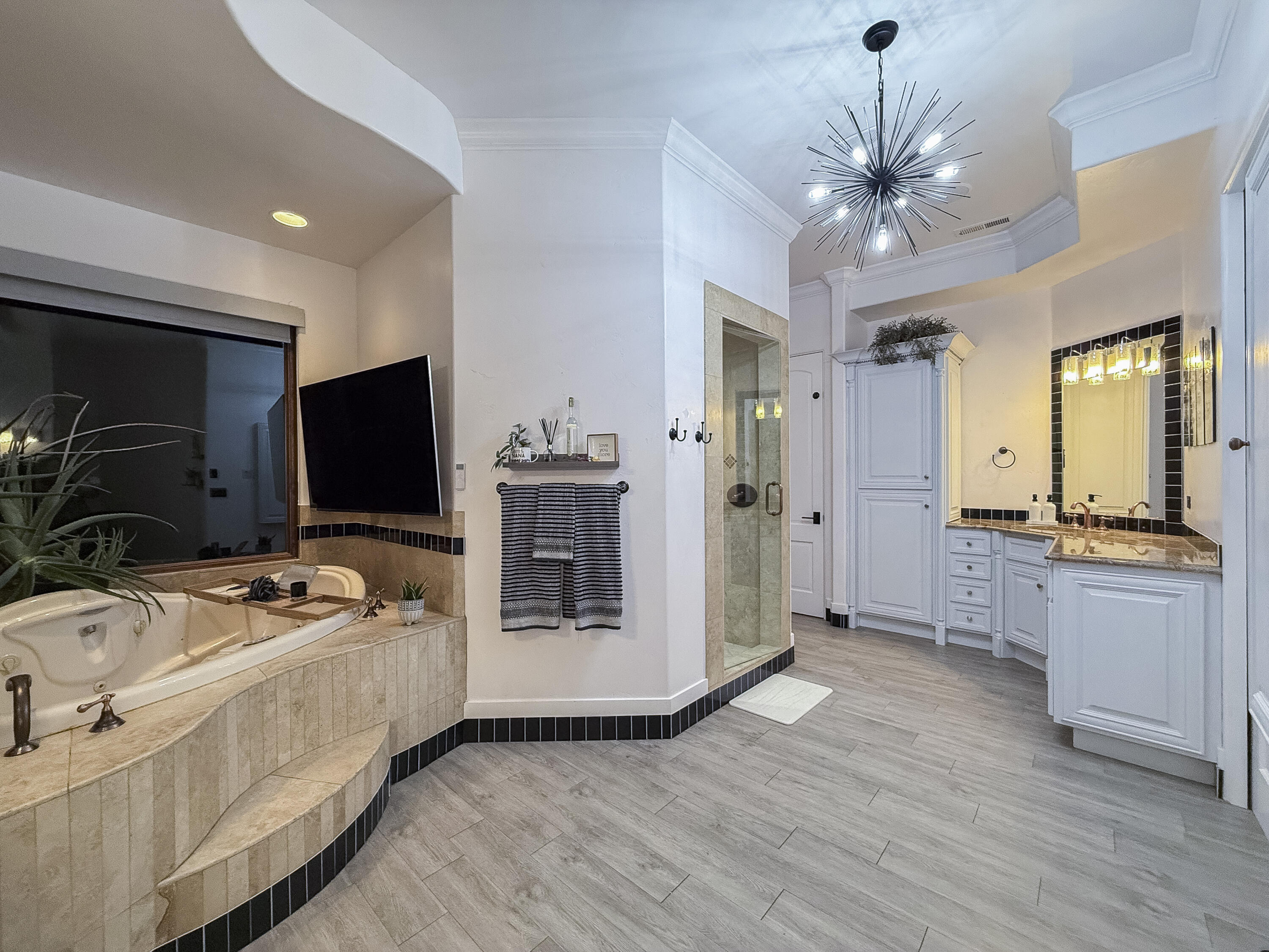 NORTHBRIDGE ESTATES - Residential