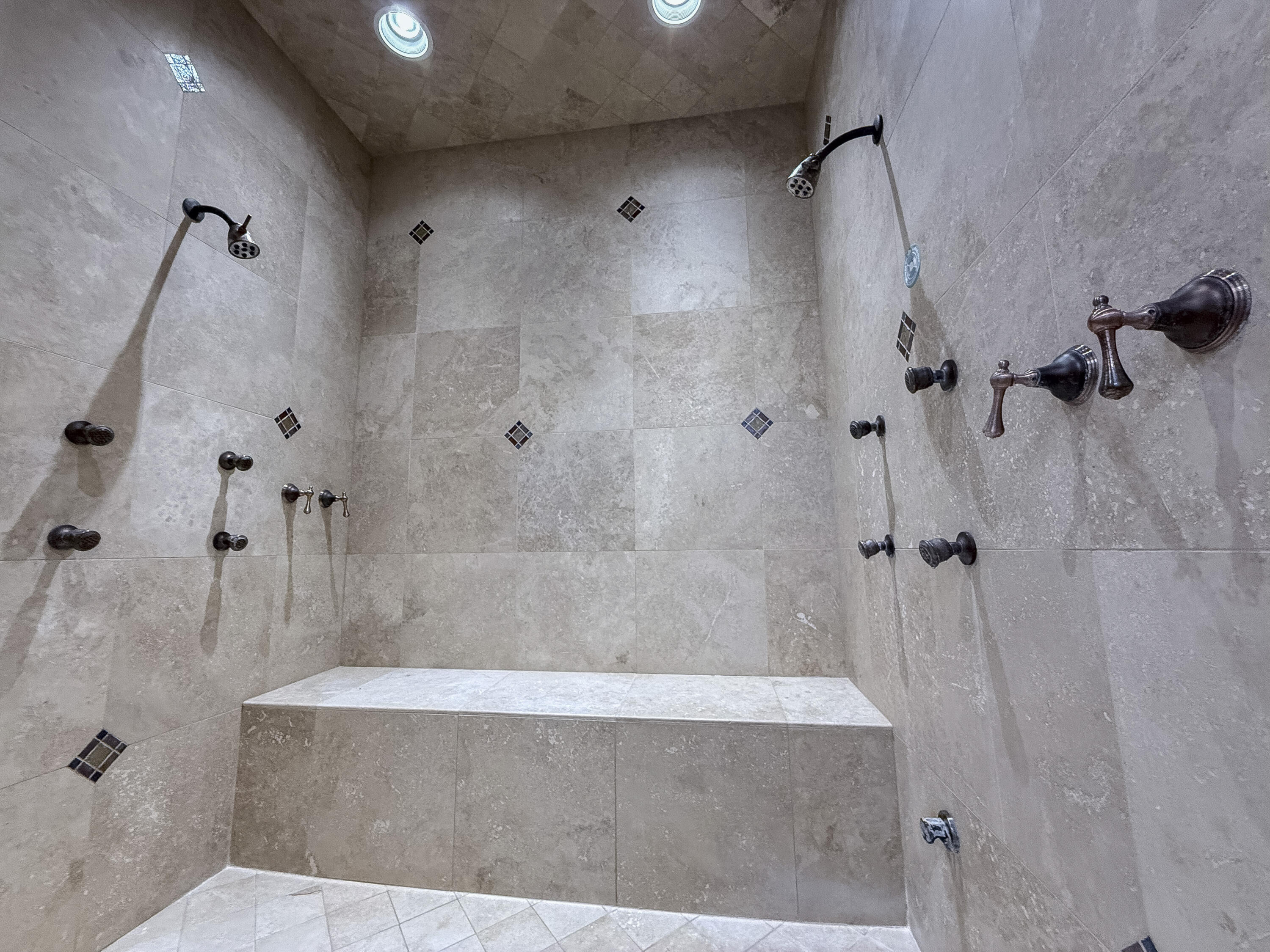 NORTHBRIDGE ESTATES - Residential