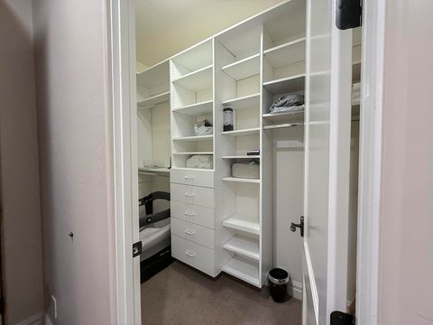 Tiny photo for 1528 N Potomac Ave, Washington, UT 84780 (MLS # 25-266099)