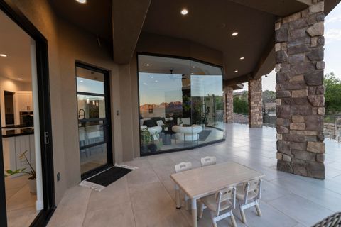 Tiny photo for 1528 N Potomac Ave, Washington, UT 84780 (MLS # 25-266099)