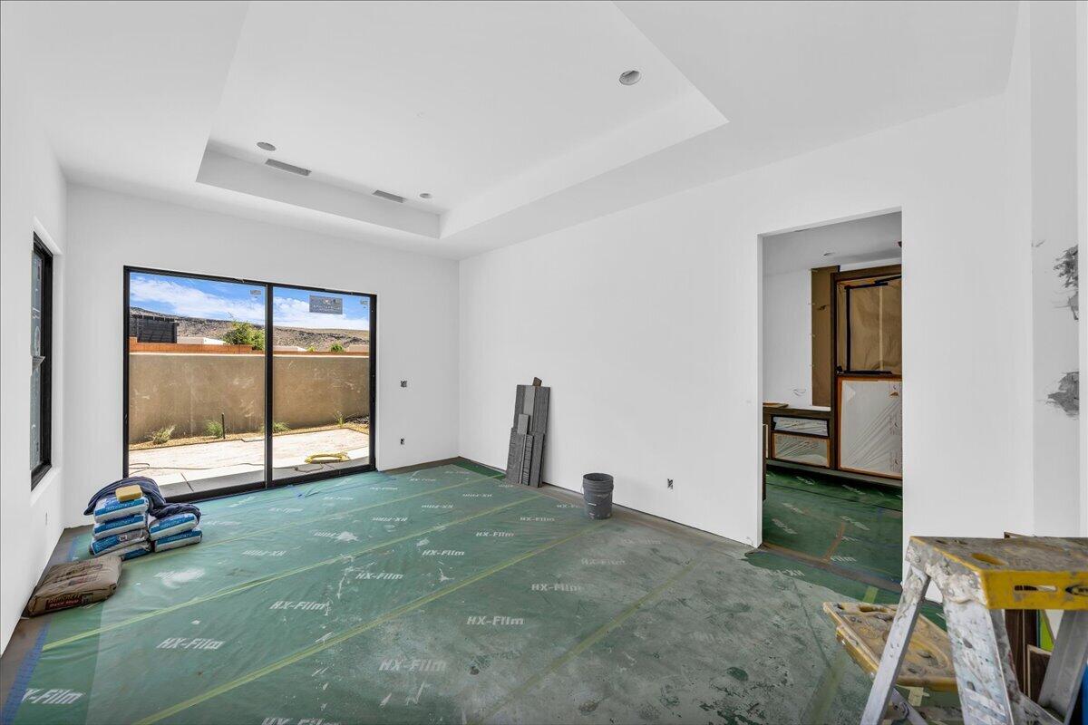 LEDGES OF SG JOHNSON ARCH - Residential