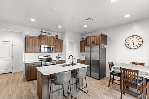 Tiny photo for 5659 S Duel LN, Saint George, UT 84790 (MLS # 26-268552)