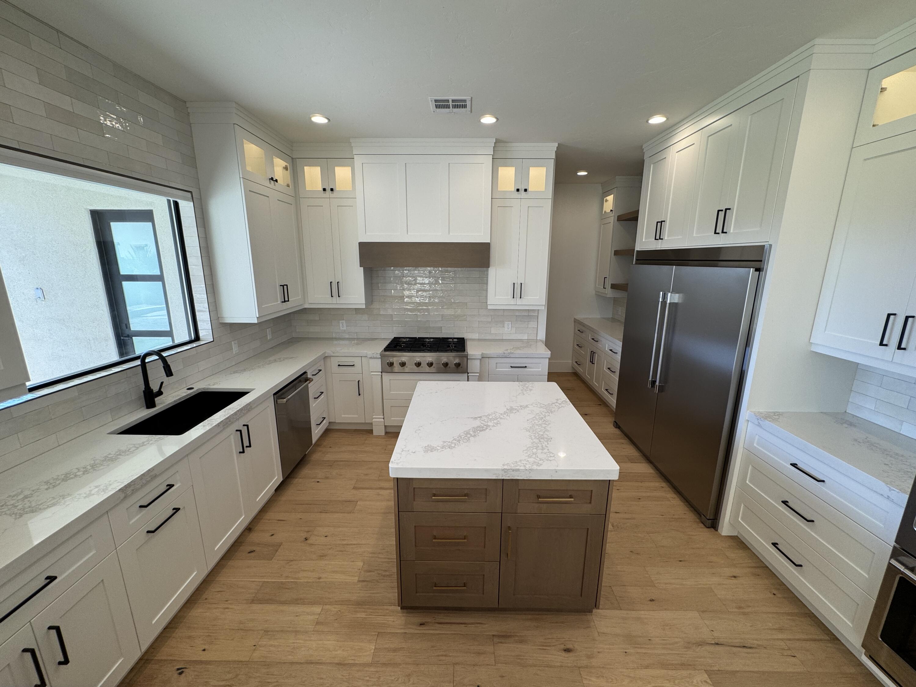 MAJESTIC FIELDS - Residential