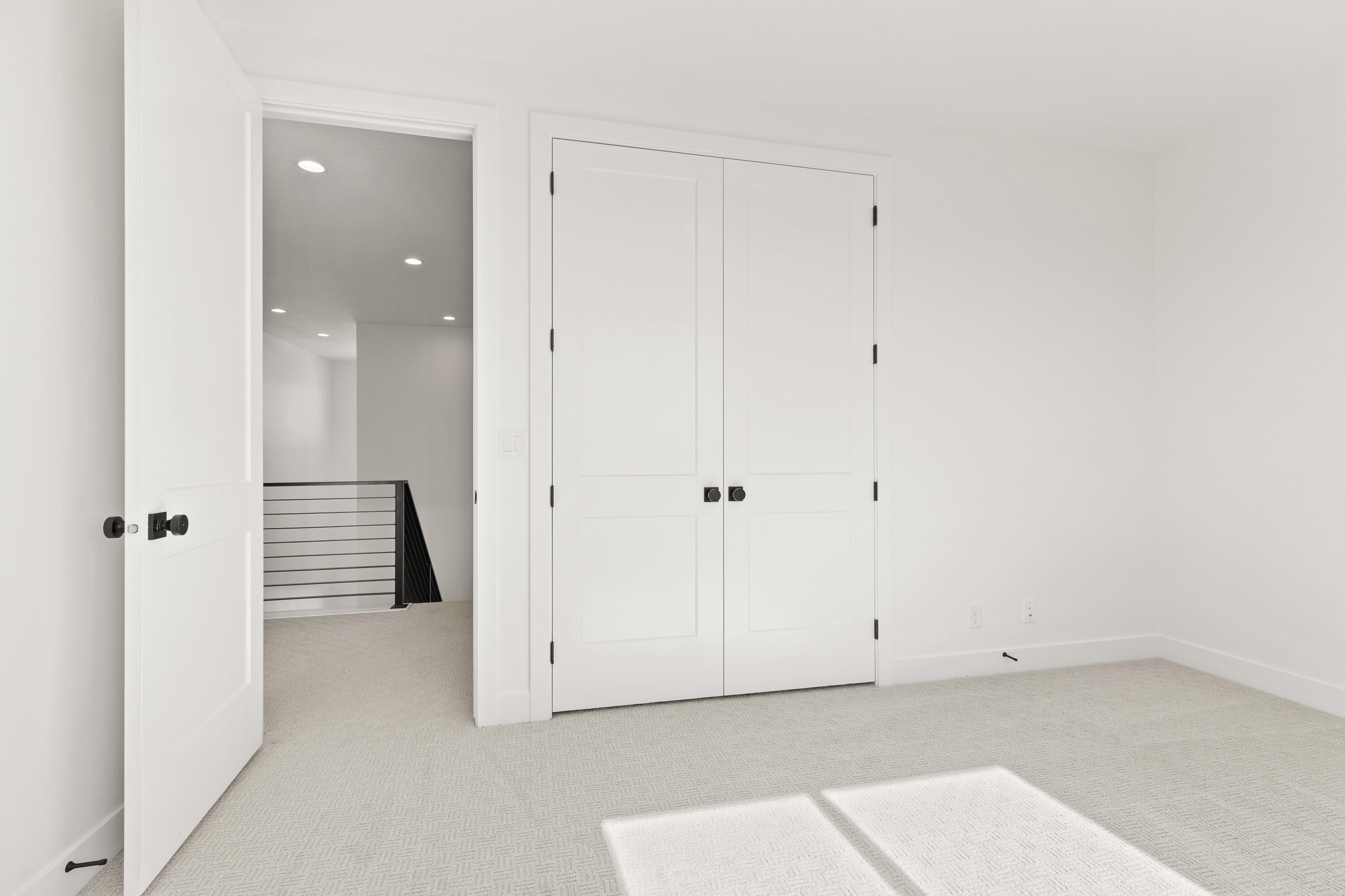 DESERT HORIZON - Residential