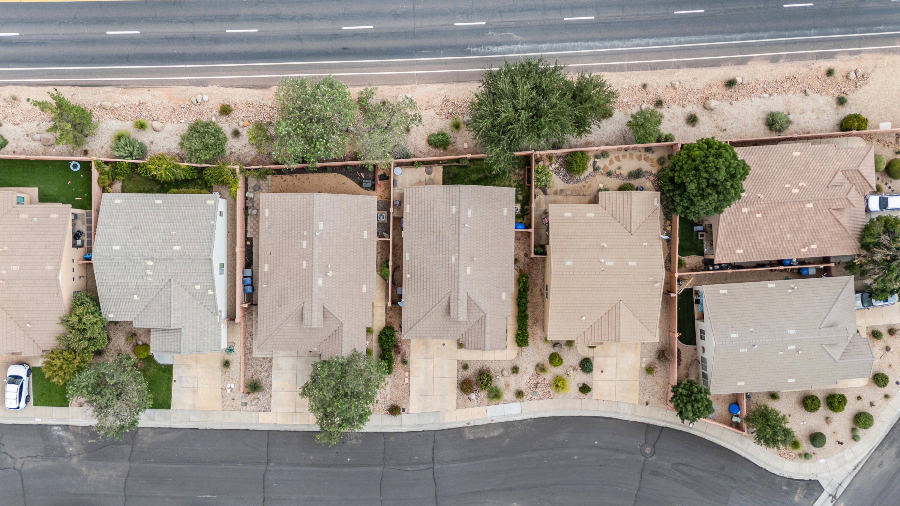 FOURTEEN FAIRWAY - Residential