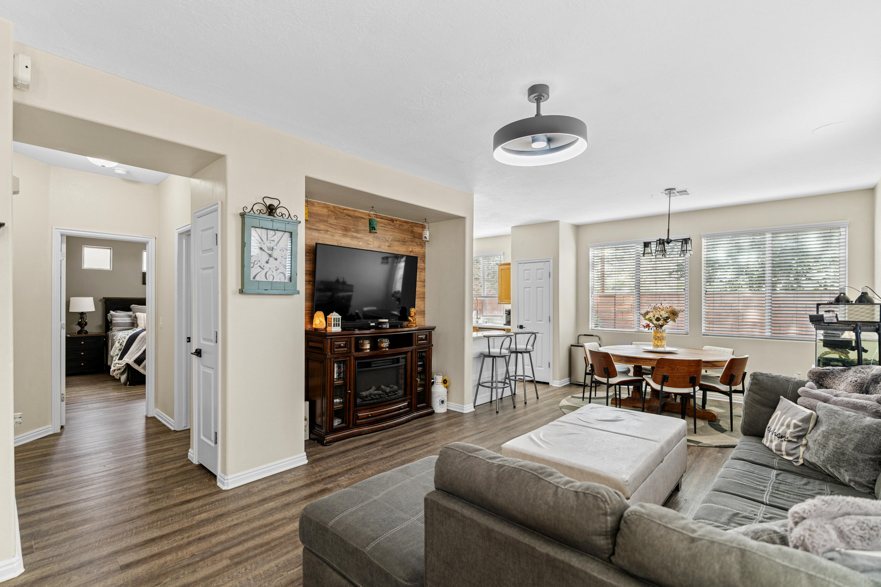 FOURTEEN FAIRWAY - Residential