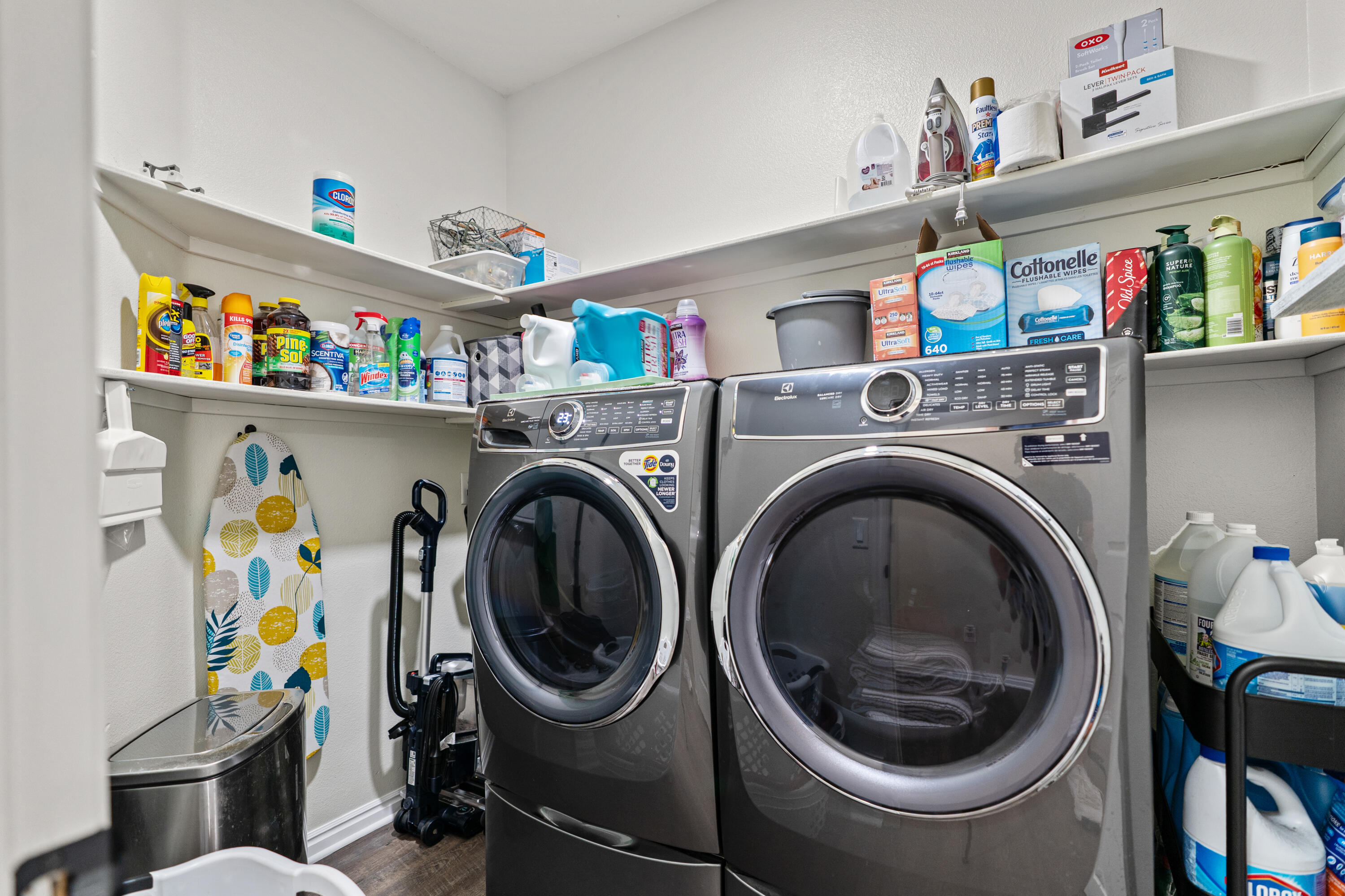 FOURTEEN FAIRWAY - Residential