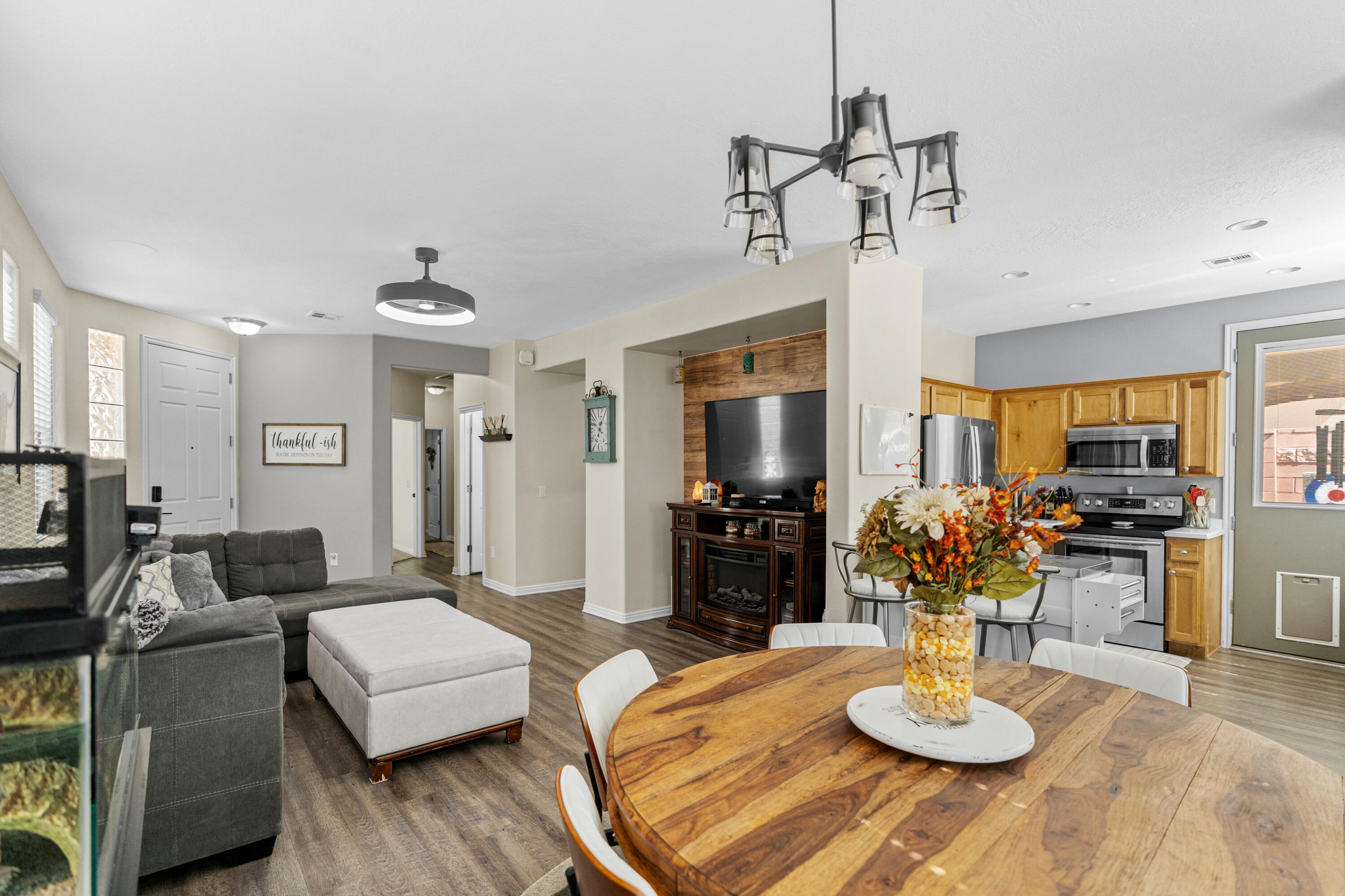 FOURTEEN FAIRWAY - Residential