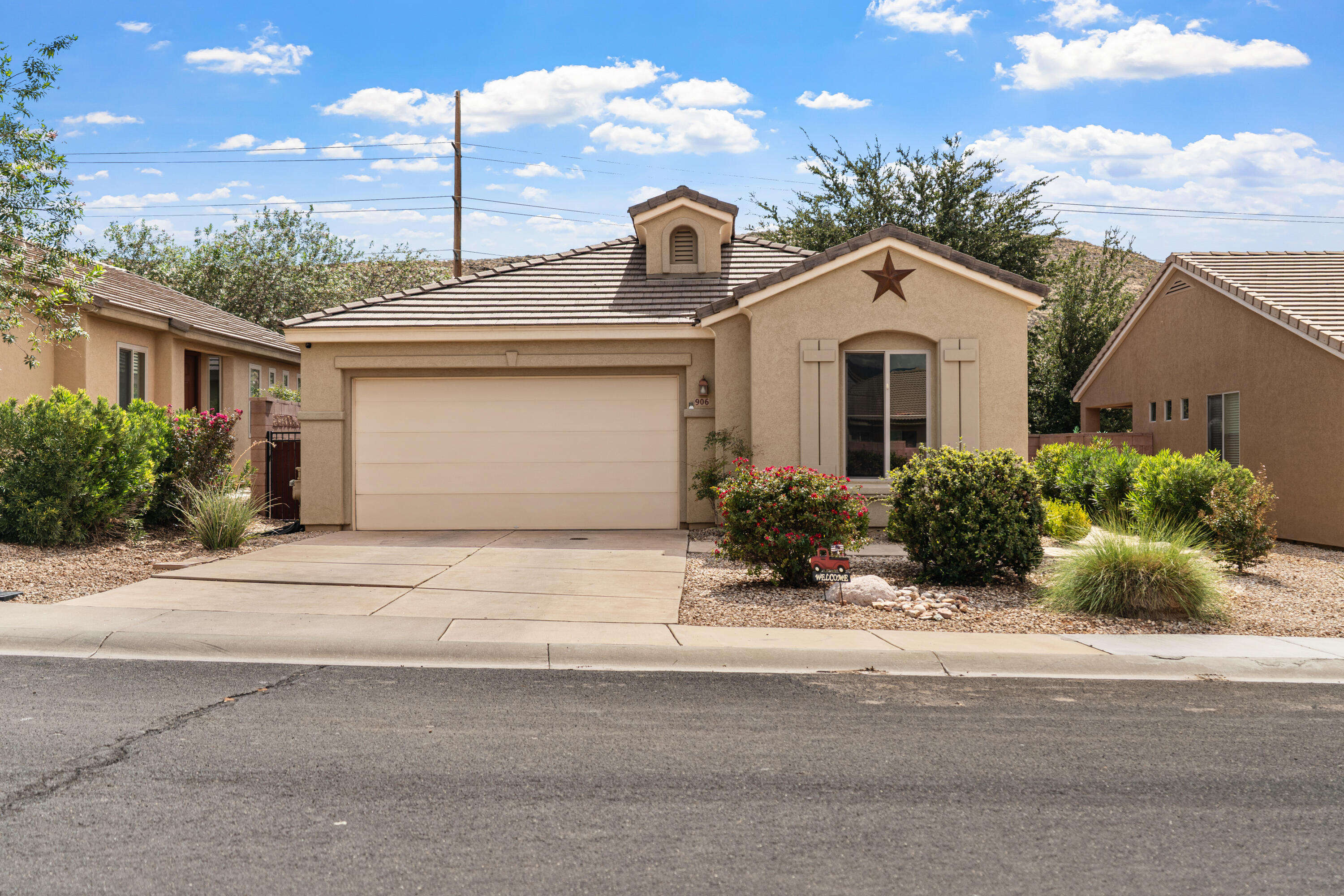 FOURTEEN FAIRWAY - Residential